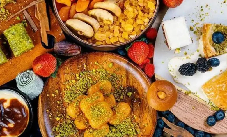 راهنمای جامع انواع شیرینی‌ها و دسرهای مشهور شهرهای ایران